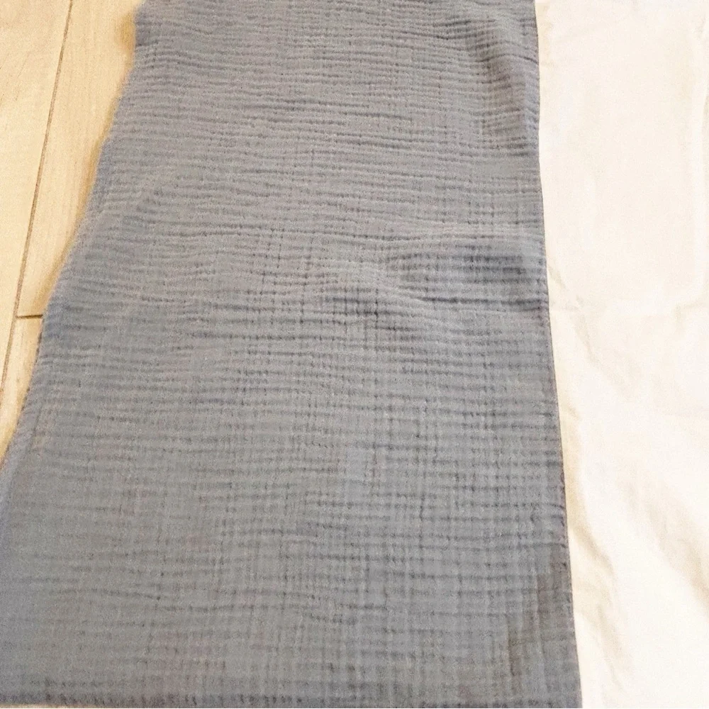 RESTORATION HARDWARE RHBABY&CHILD Ocean Featherlight Cotton Gauze Crib Skirt